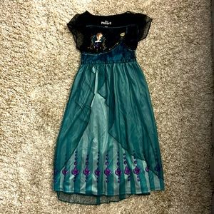 Disney Frozen II Anna dress/nightgown - Sz S